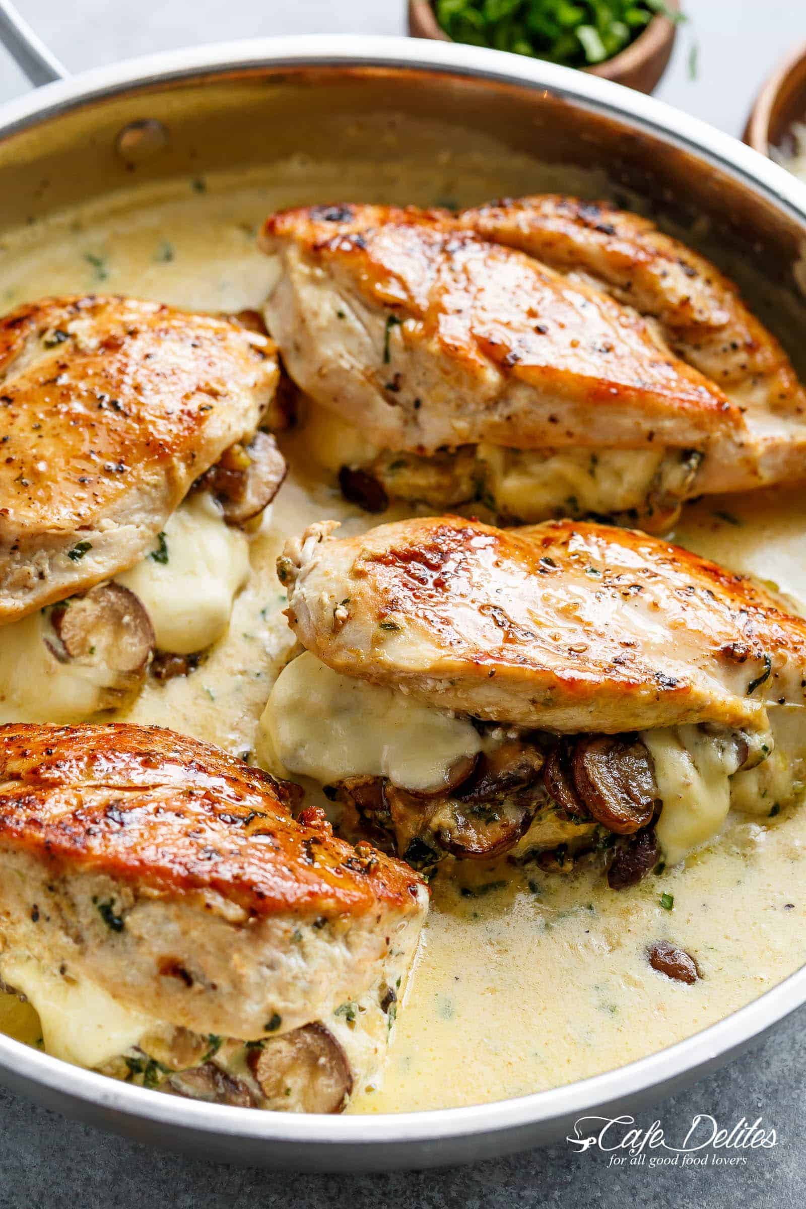 Cheesy Garlic Mushroom Chicken: Restaurant Quality at Home